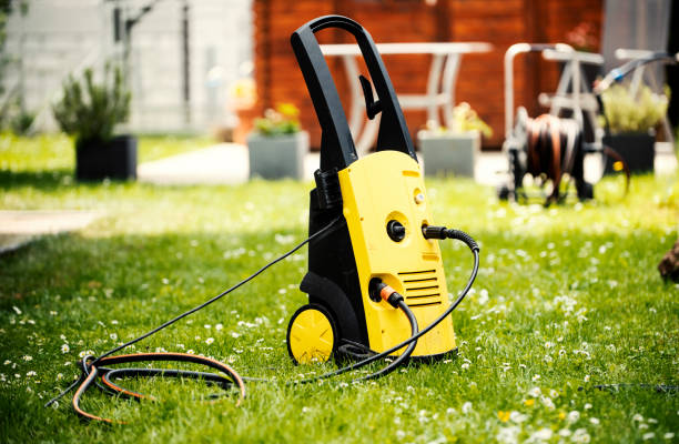Best Driveway Pressure Washing  in Cornwells Heights, PA